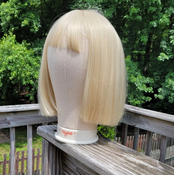 Nayoo bob style cut wig - Picture 2 of 12